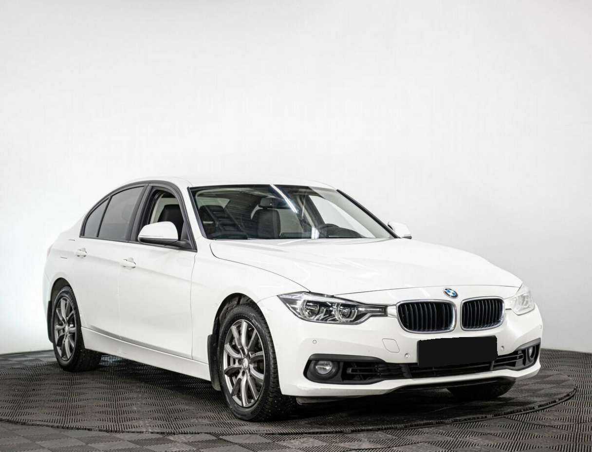 BMW 3 серии 318i, 2016 Фото №3