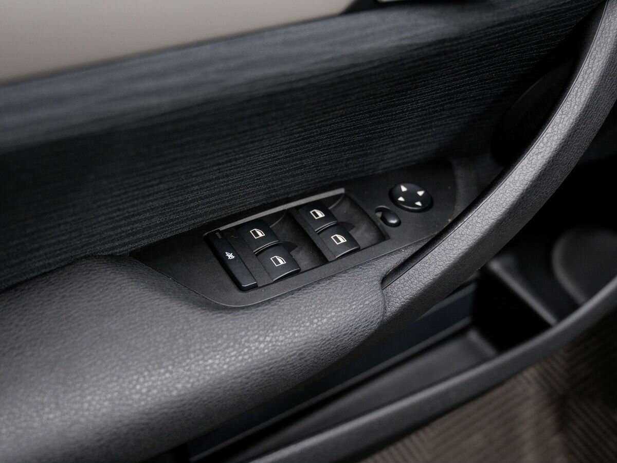 BMW X1 18i, 2013 Фото №15