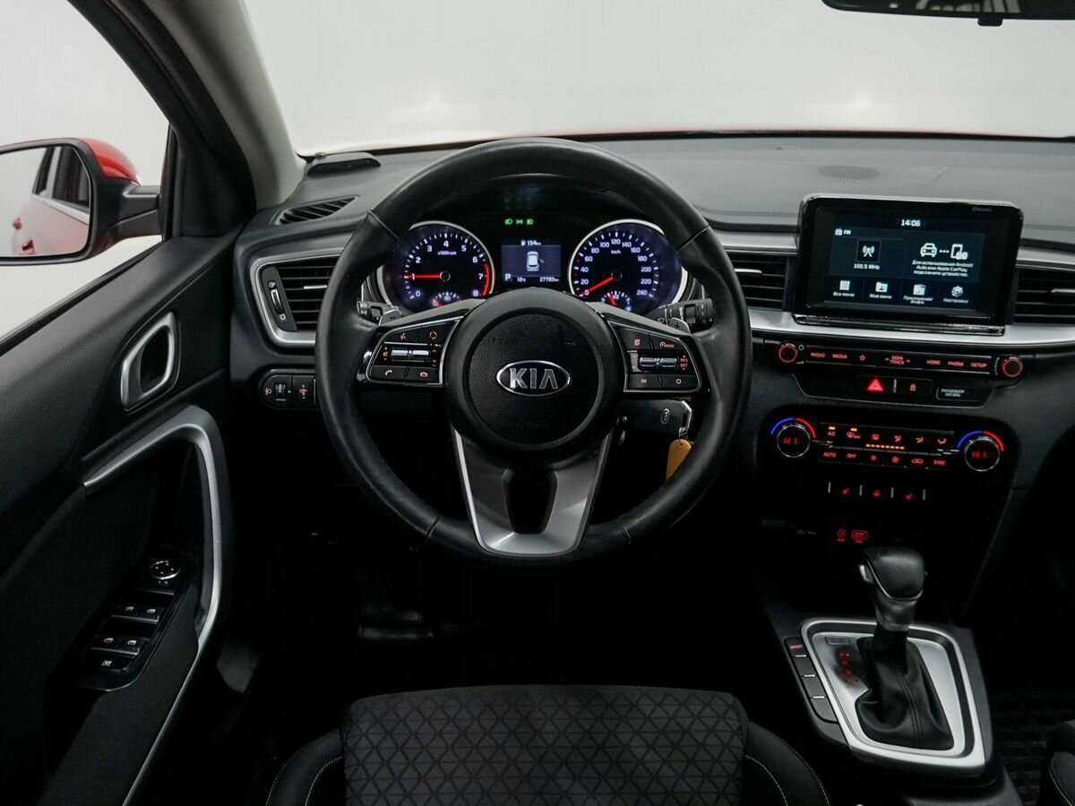 Kia Ceed, 2018 Фото №11