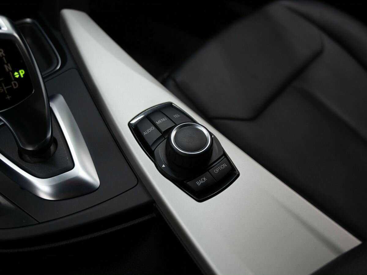 BMW 3 серии 316i, 2014 Фото №19