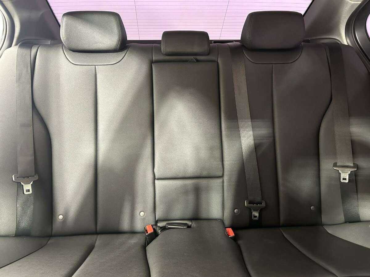 BMW 3 серии 320i, 2014 Фото №15