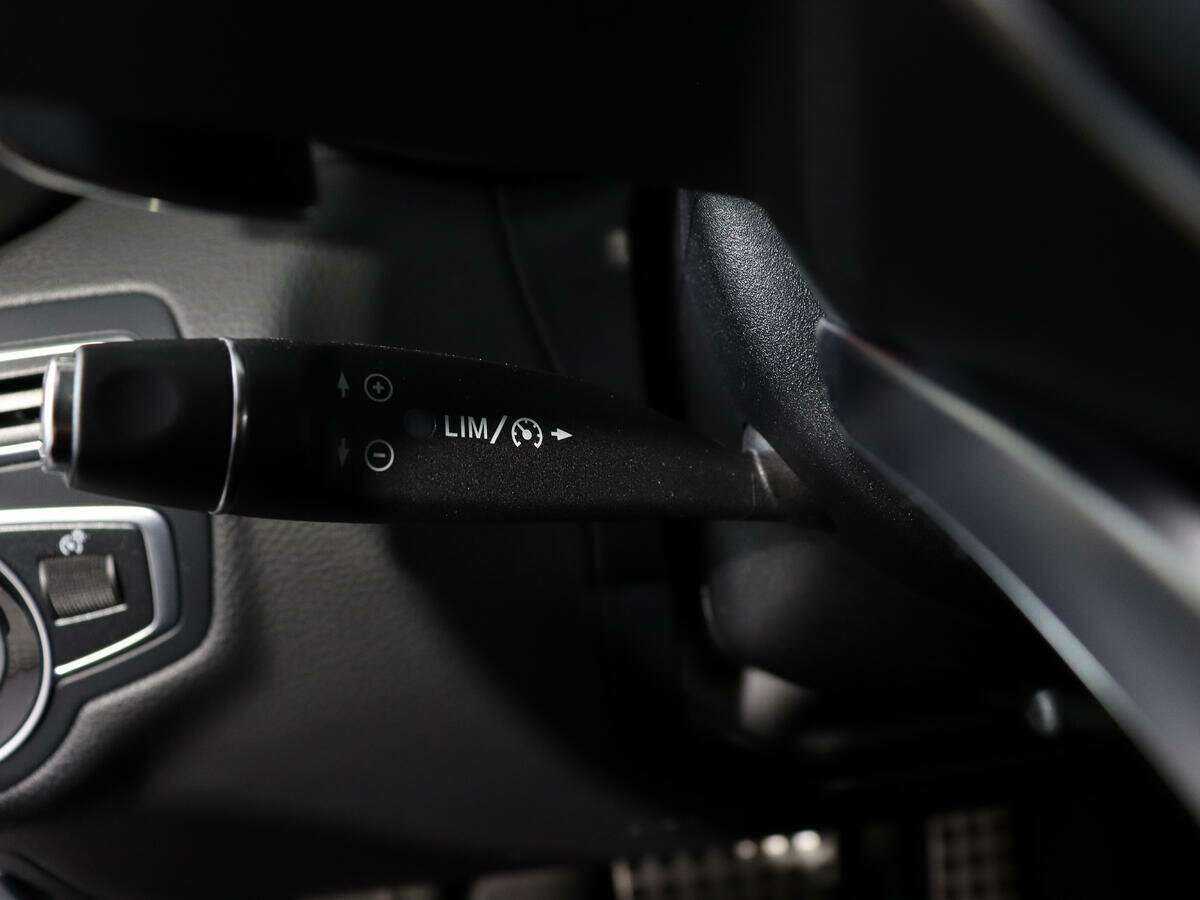 Mercedes-Benz C-Класс 180, 2015 Фото №19