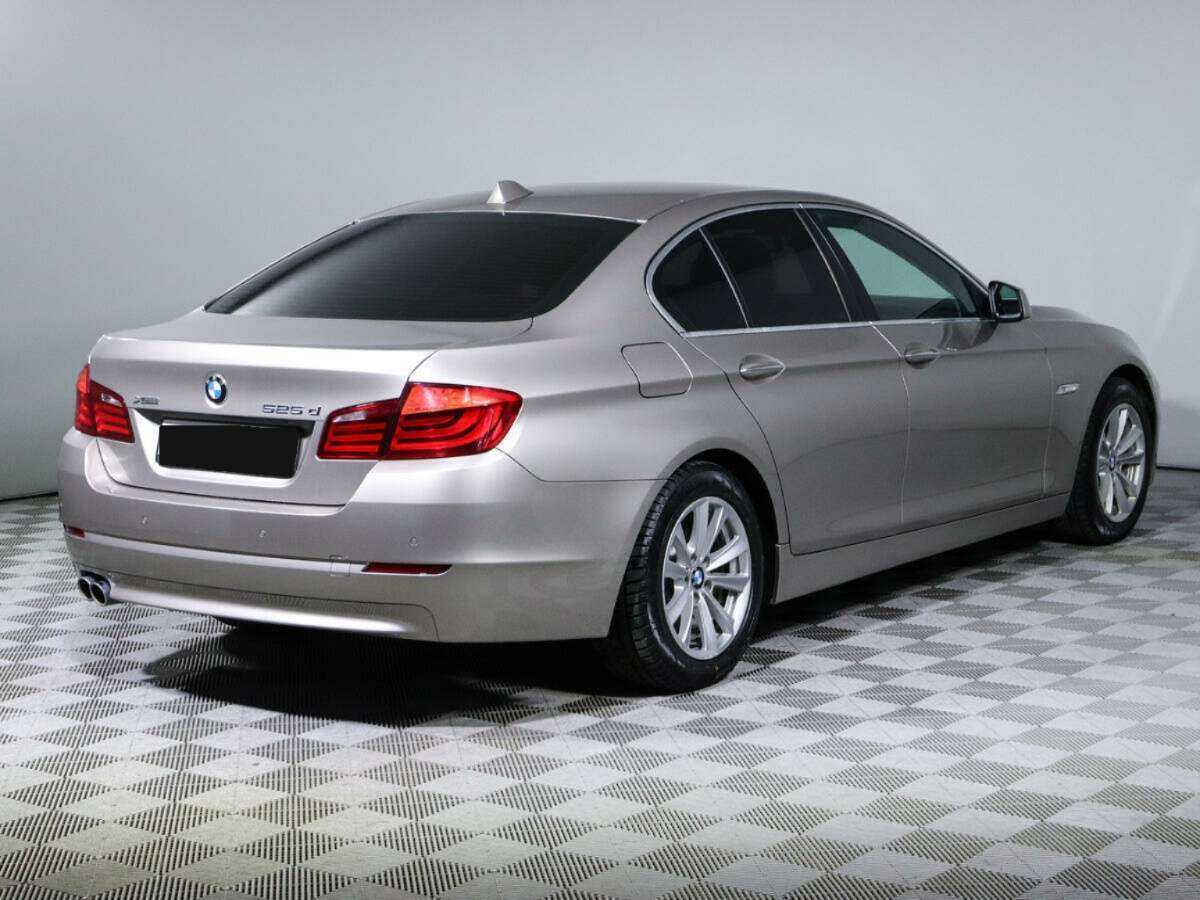BMW 5 серии 525d xDrive, 2012 Фото №4