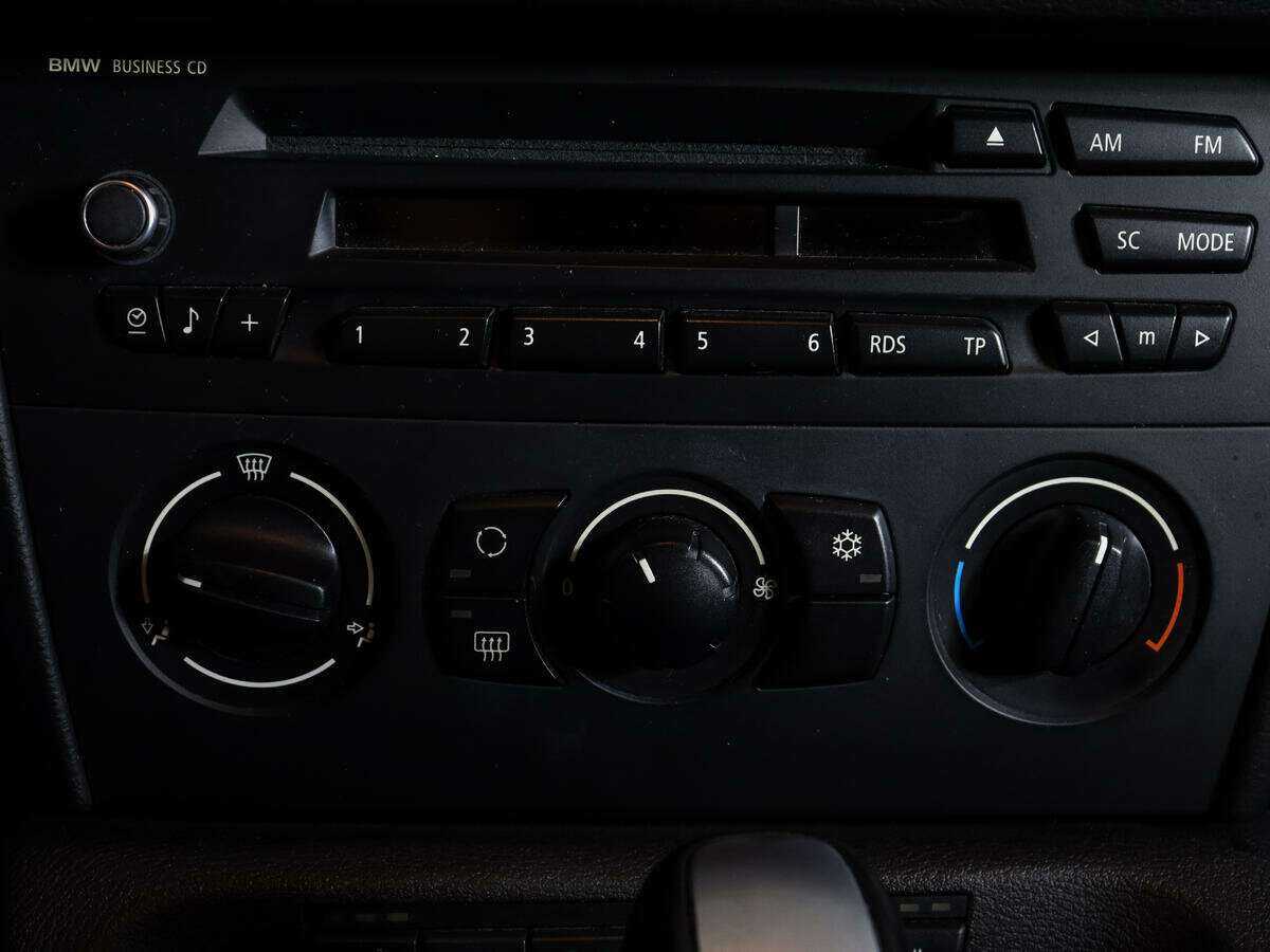 BMW X1 18i, 2012 Фото №15