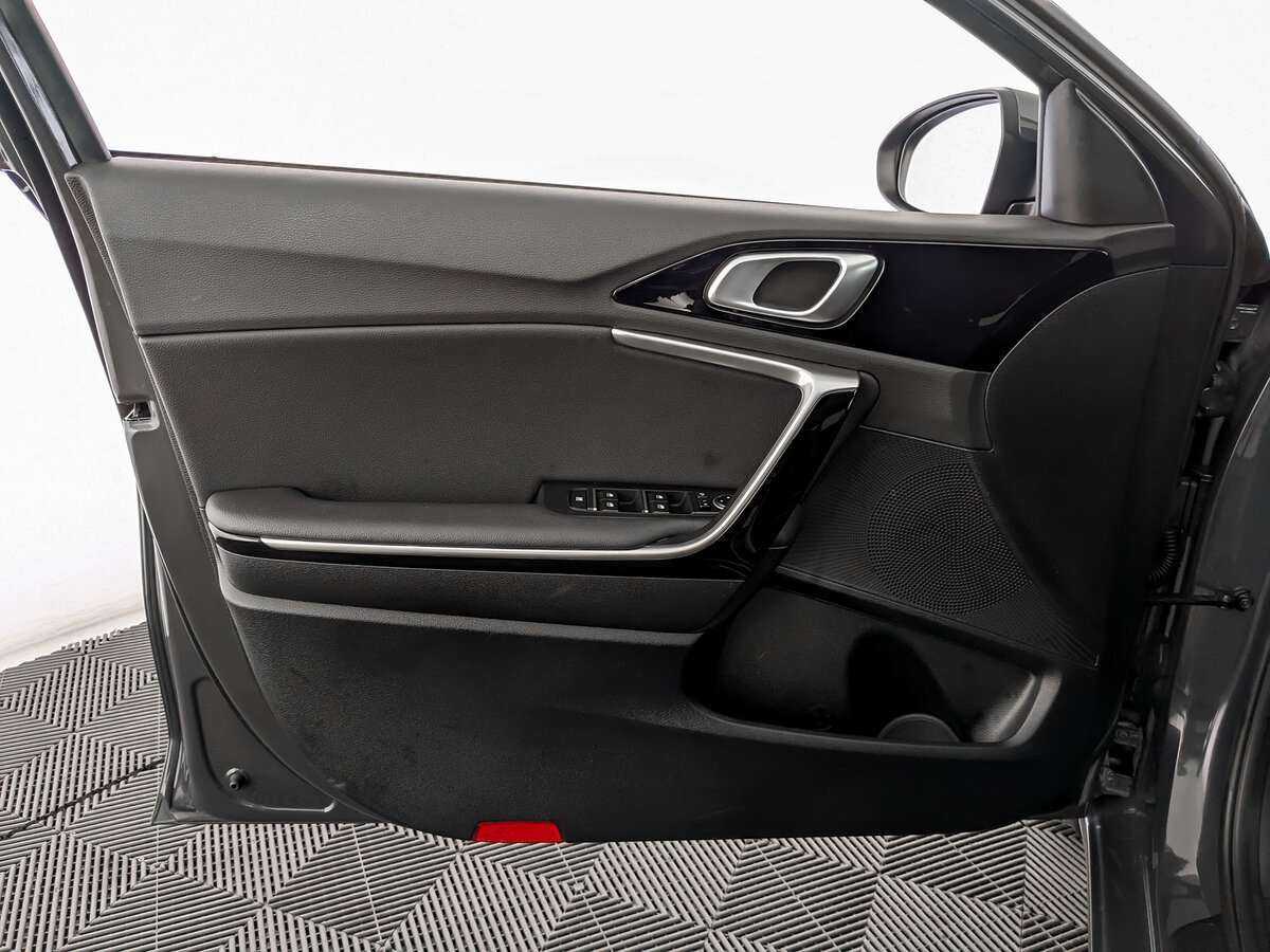 Kia Ceed, 2021 Фото №15