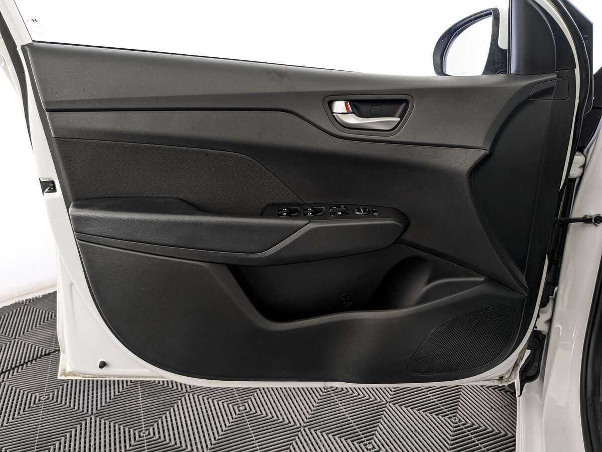 Hyundai Solaris, 2022 Фото №15