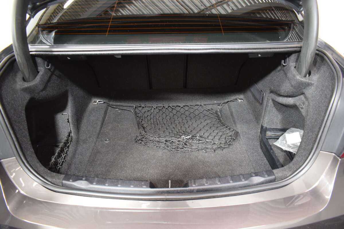 BMW 3 серии 328i, 2012 Фото №8