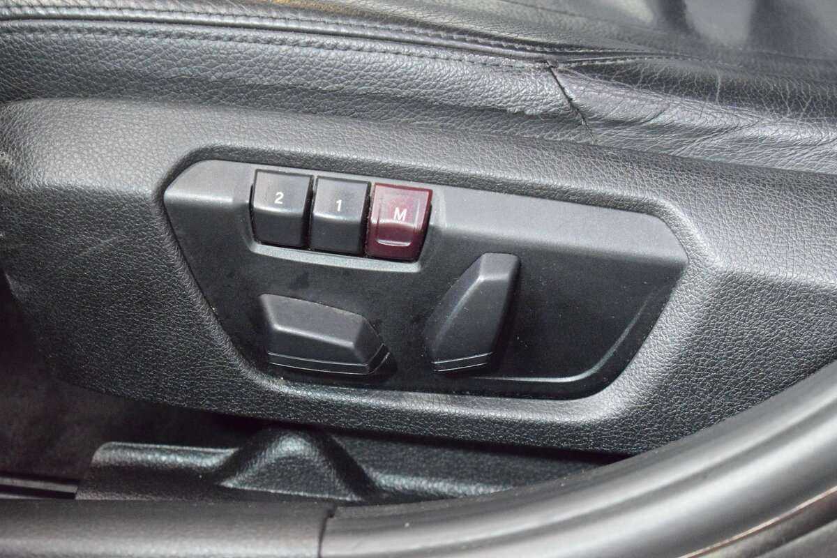 BMW 3 серии 328i, 2012 Фото №11