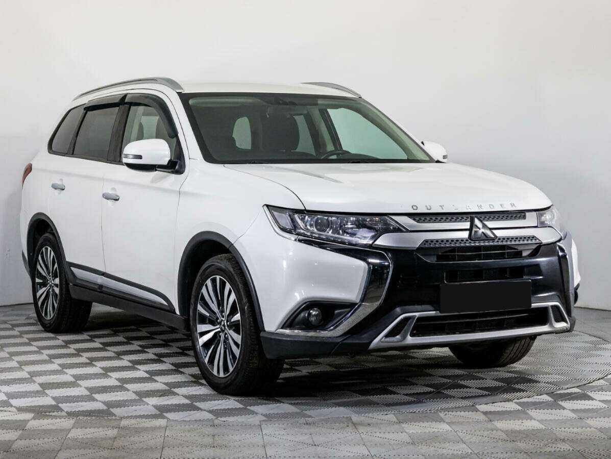 Mitsubishi Outlander, 2018 Фото №3