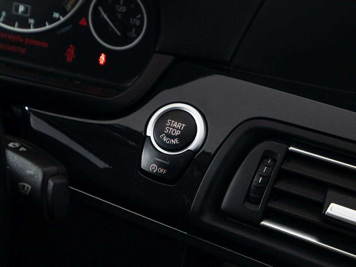 BMW 5 серии 528i, 2012 Фото №18