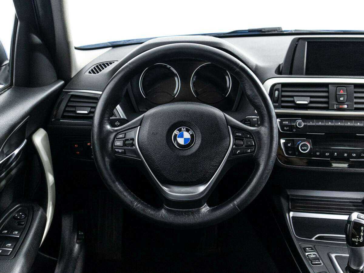 BMW 1 серии 118i, 2018 Фото №17