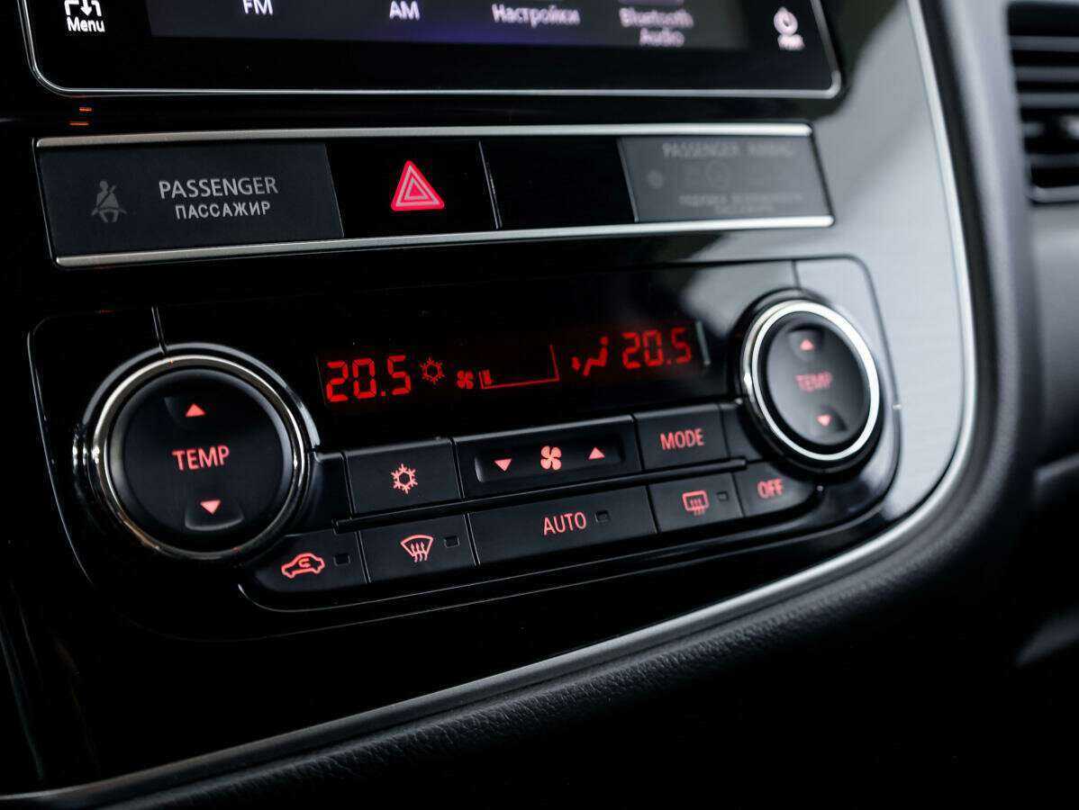 Mitsubishi Outlander, 2018 Фото №19