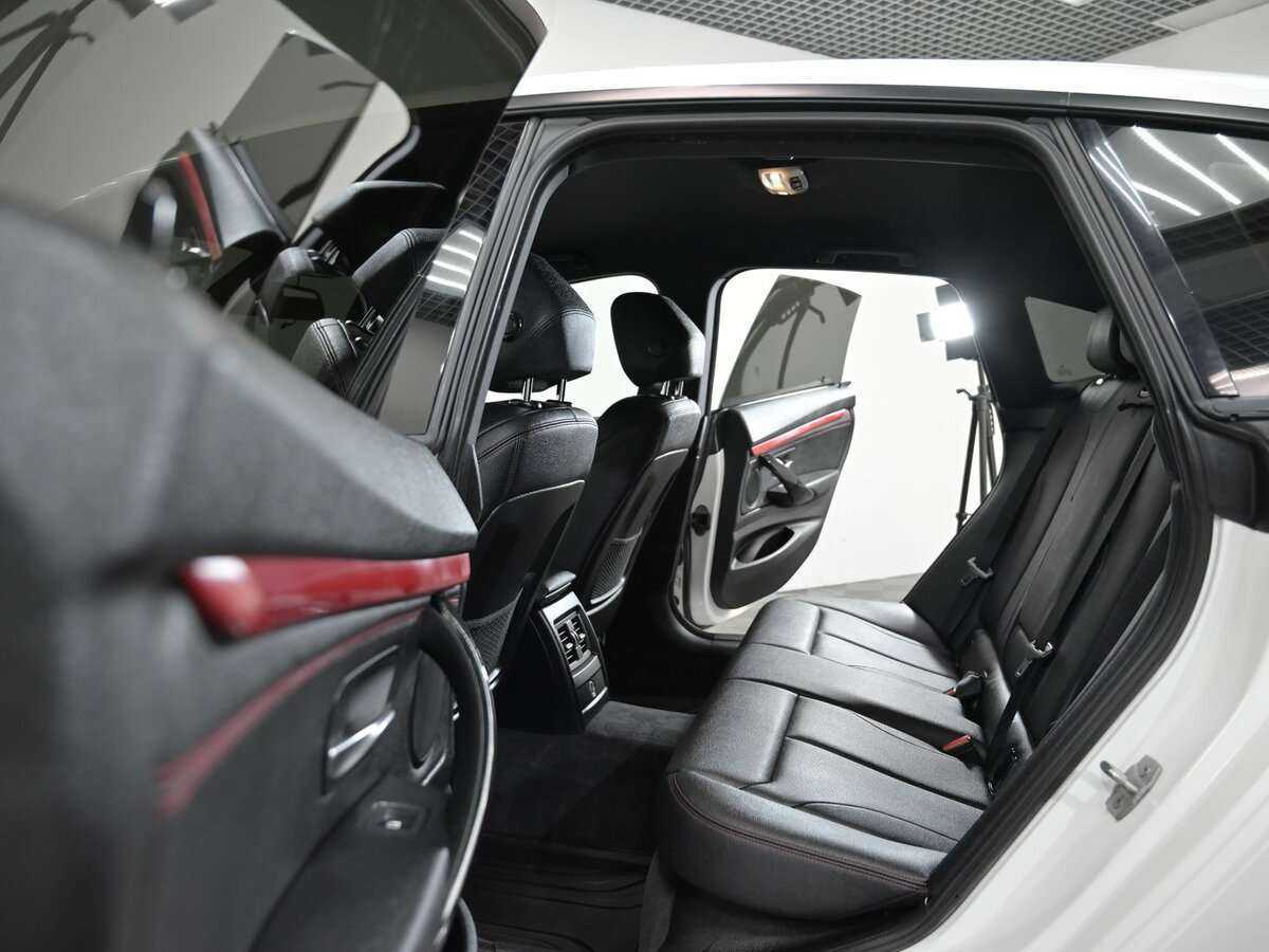 BMW 3 серии Gran Turismo 320i xDrive, 2015 Фото №6
