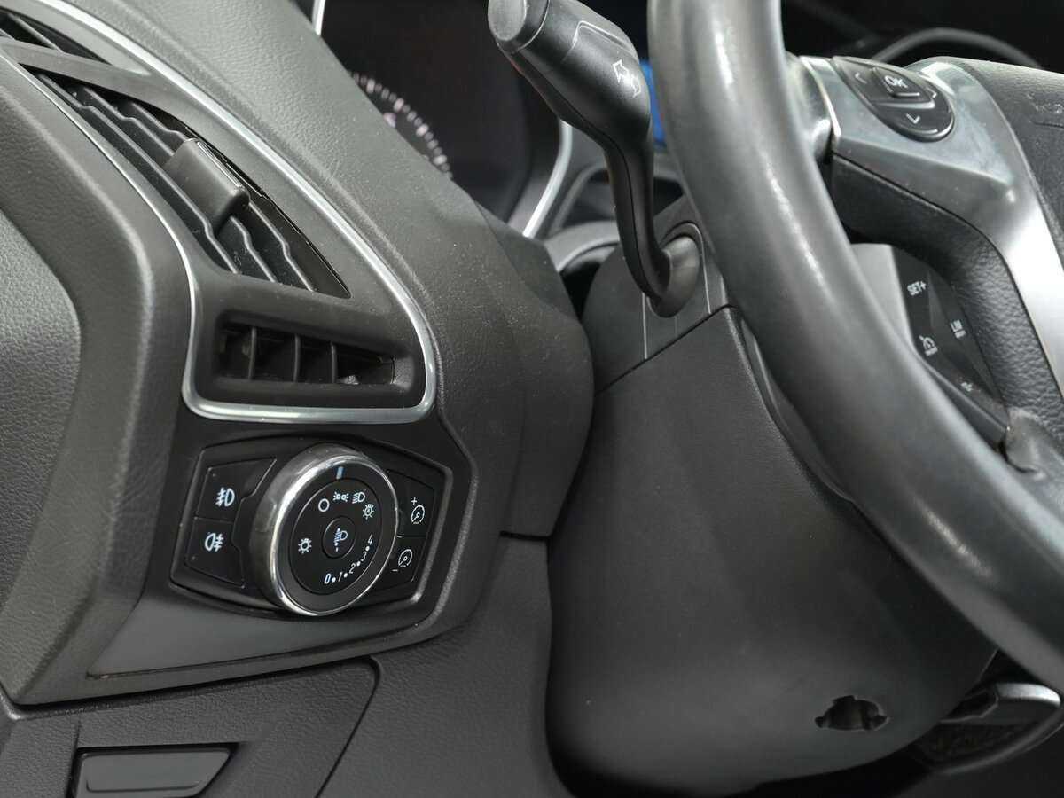 Ford Focus, 2012 Фото №8