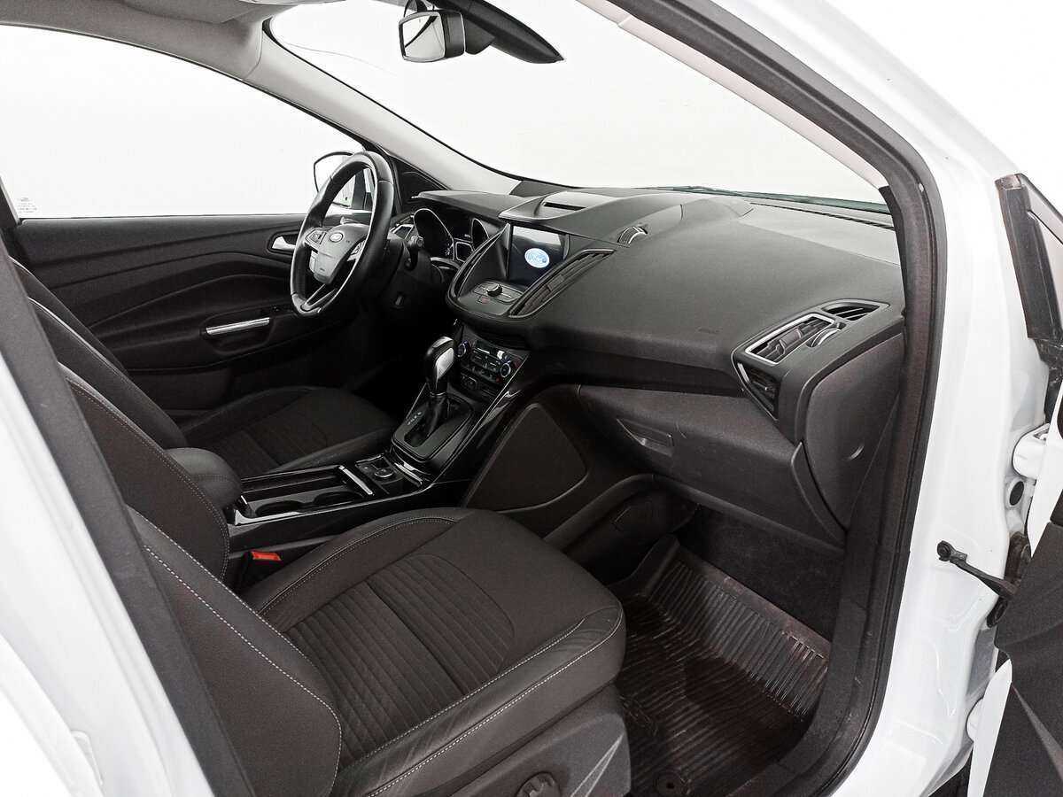 Ford Kuga, 2018 Фото №9