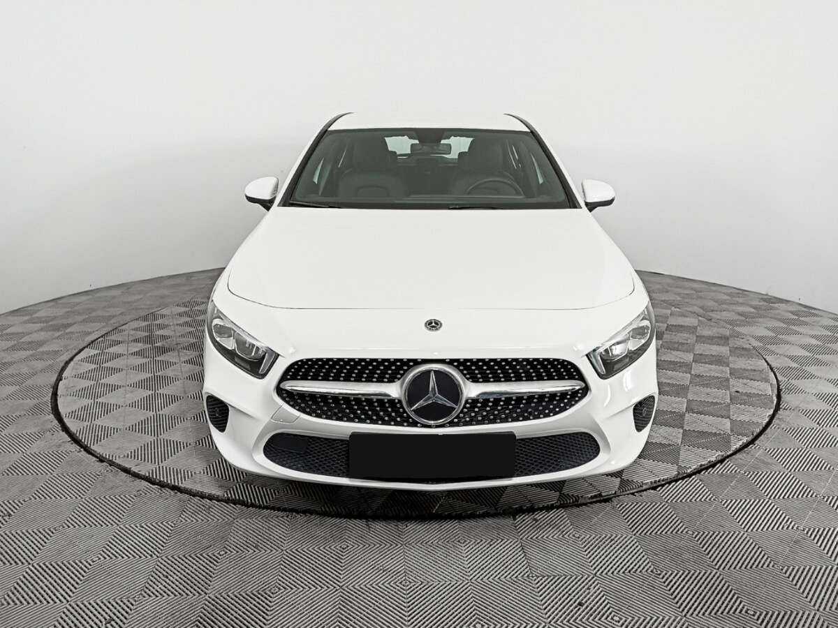 Mercedes-Benz A-Класс 200, 2018 Фото №2