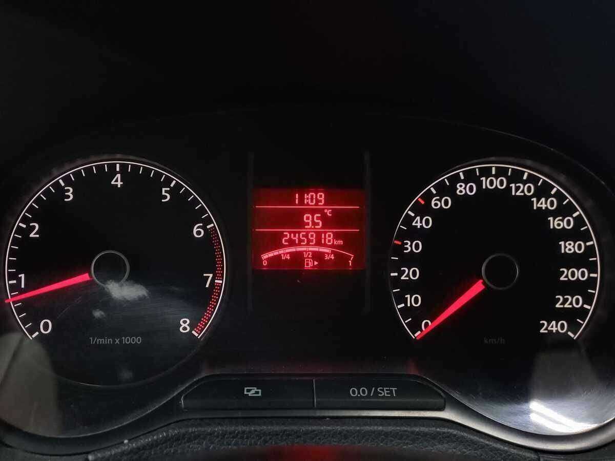 Volkswagen Polo, 2013 Фото №12