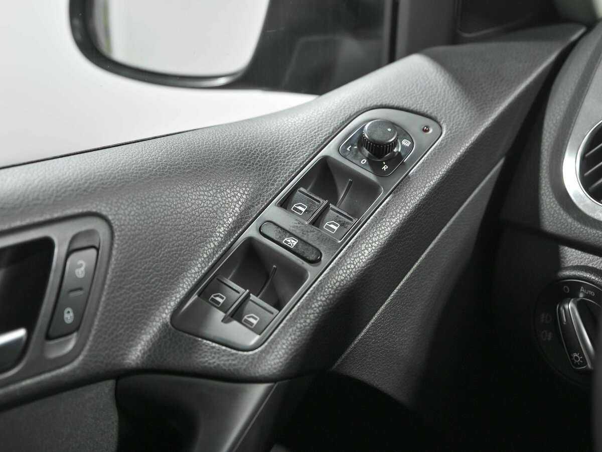 Volkswagen Tiguan, 2013 Фото №14