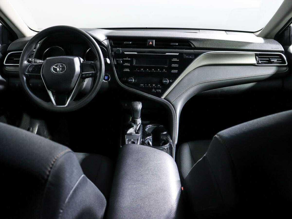 Toyota Camry, 2021 Фото №12