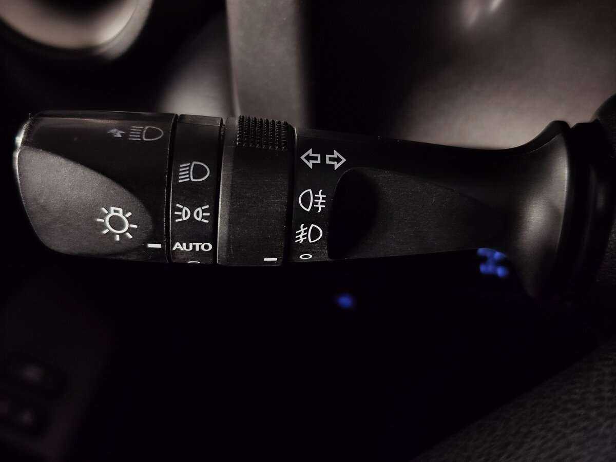 Toyota RAV4, 2015 Фото №21