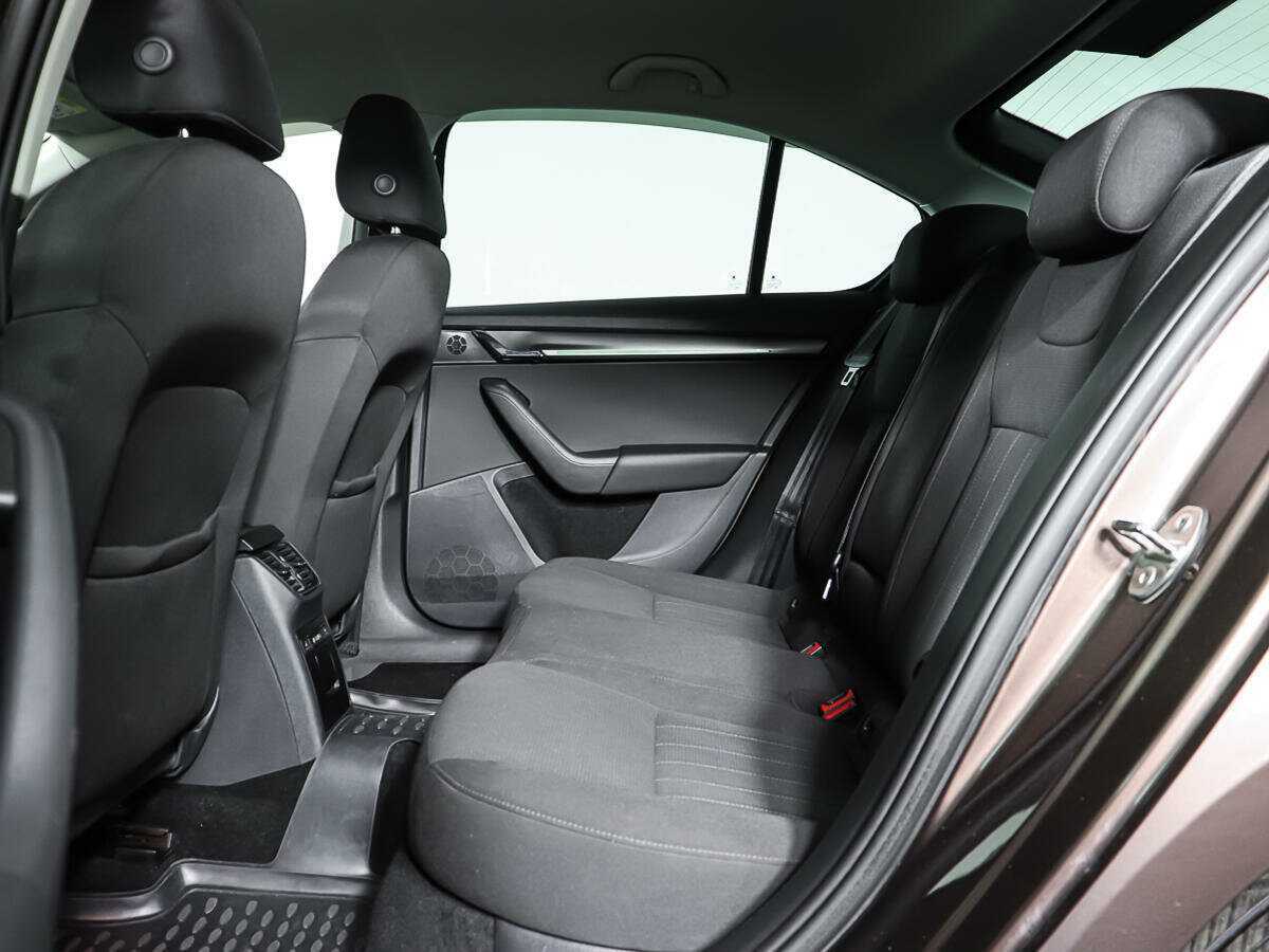 Skoda Octavia, 2018 Фото №10