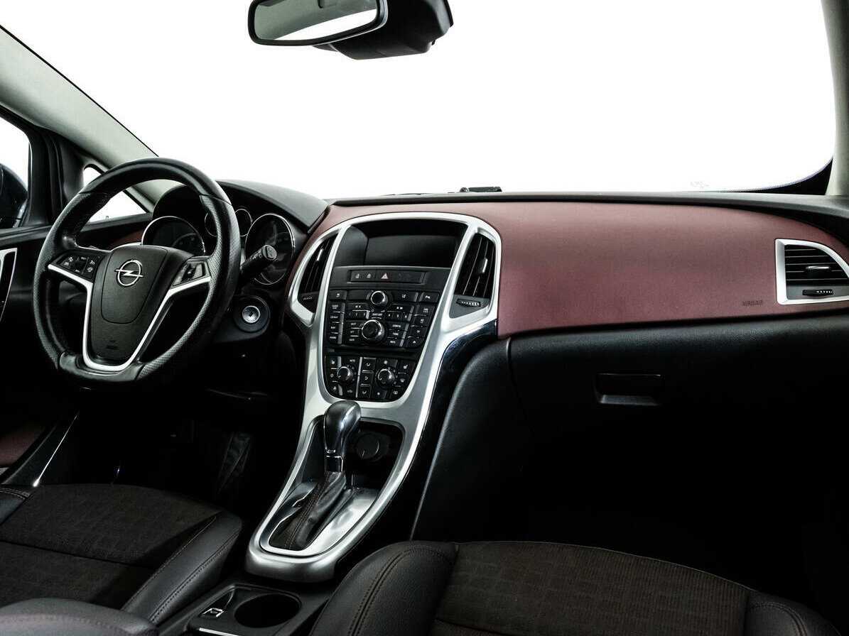 Opel Astra GTC, 2013 Фото №9