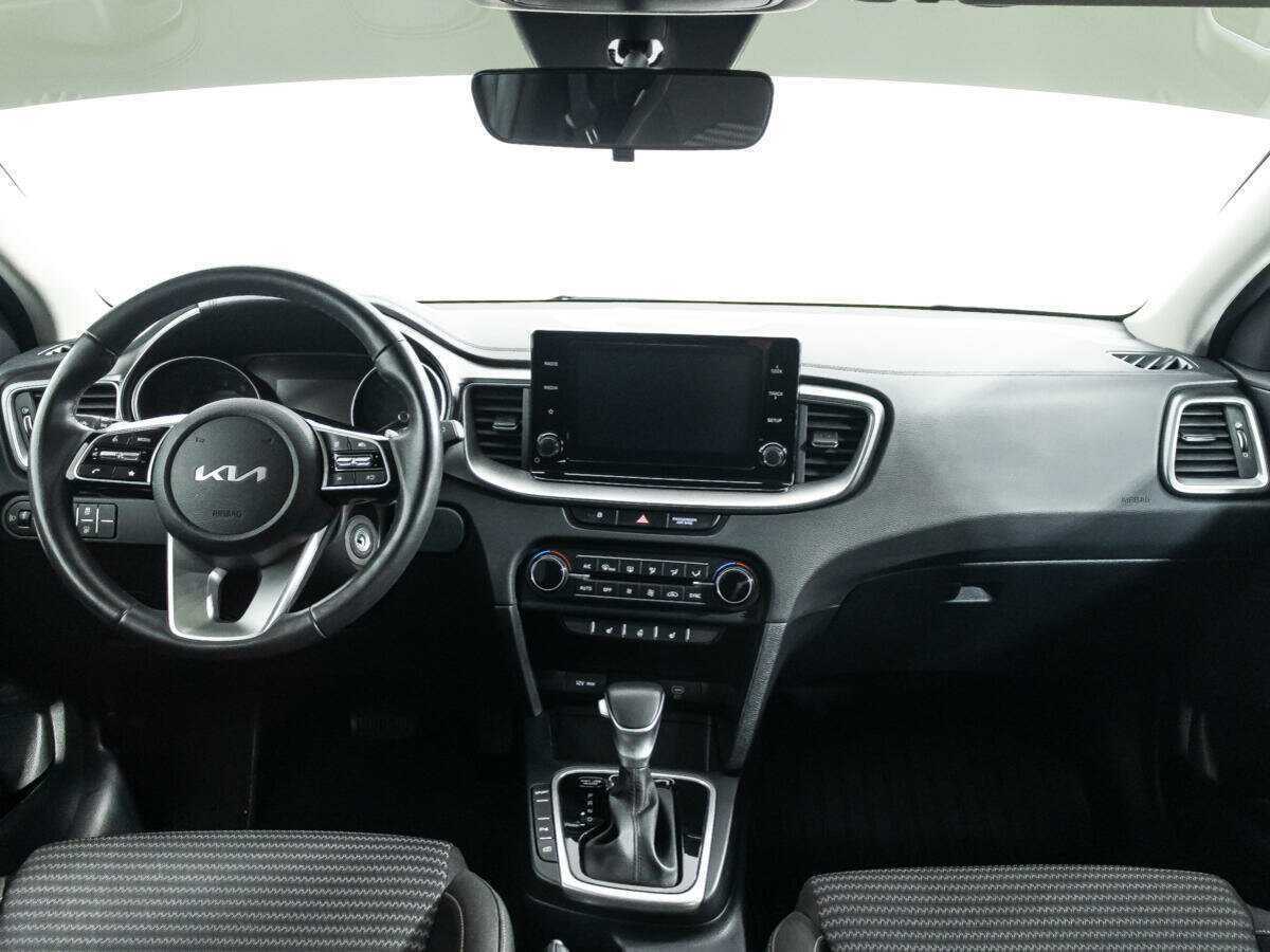 Kia Ceed, 2023 Фото №13