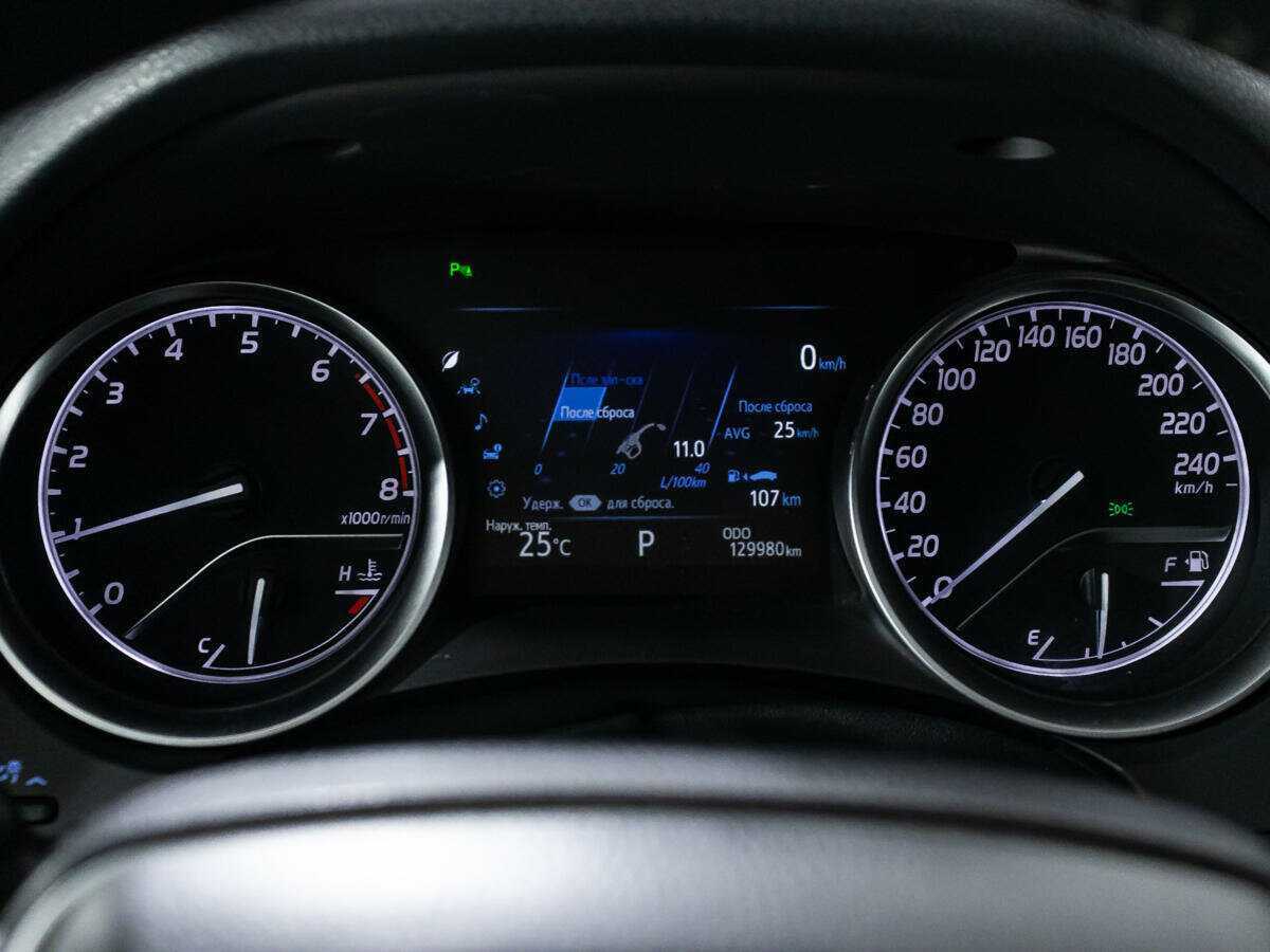 Toyota Camry, 2018 Фото №12