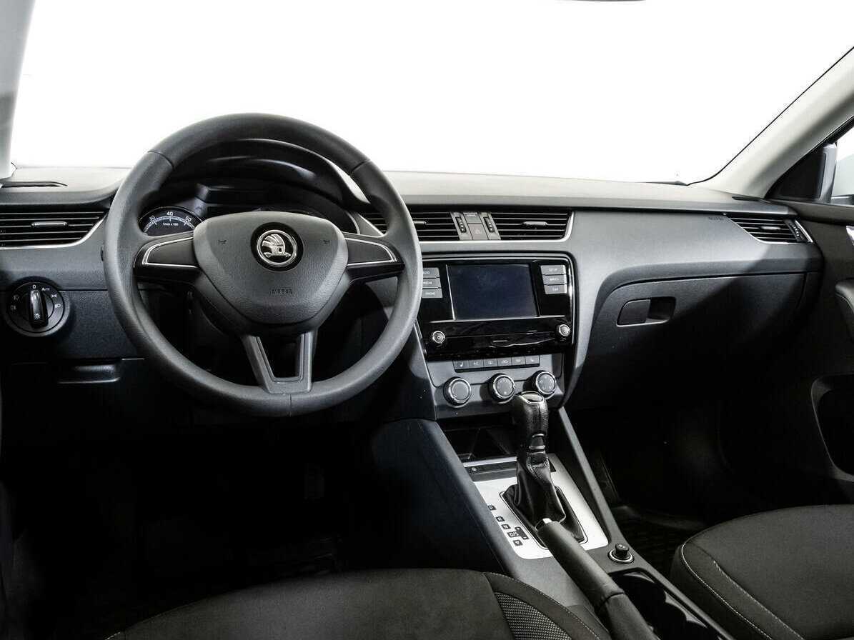 Skoda Octavia, 2018 Фото №11