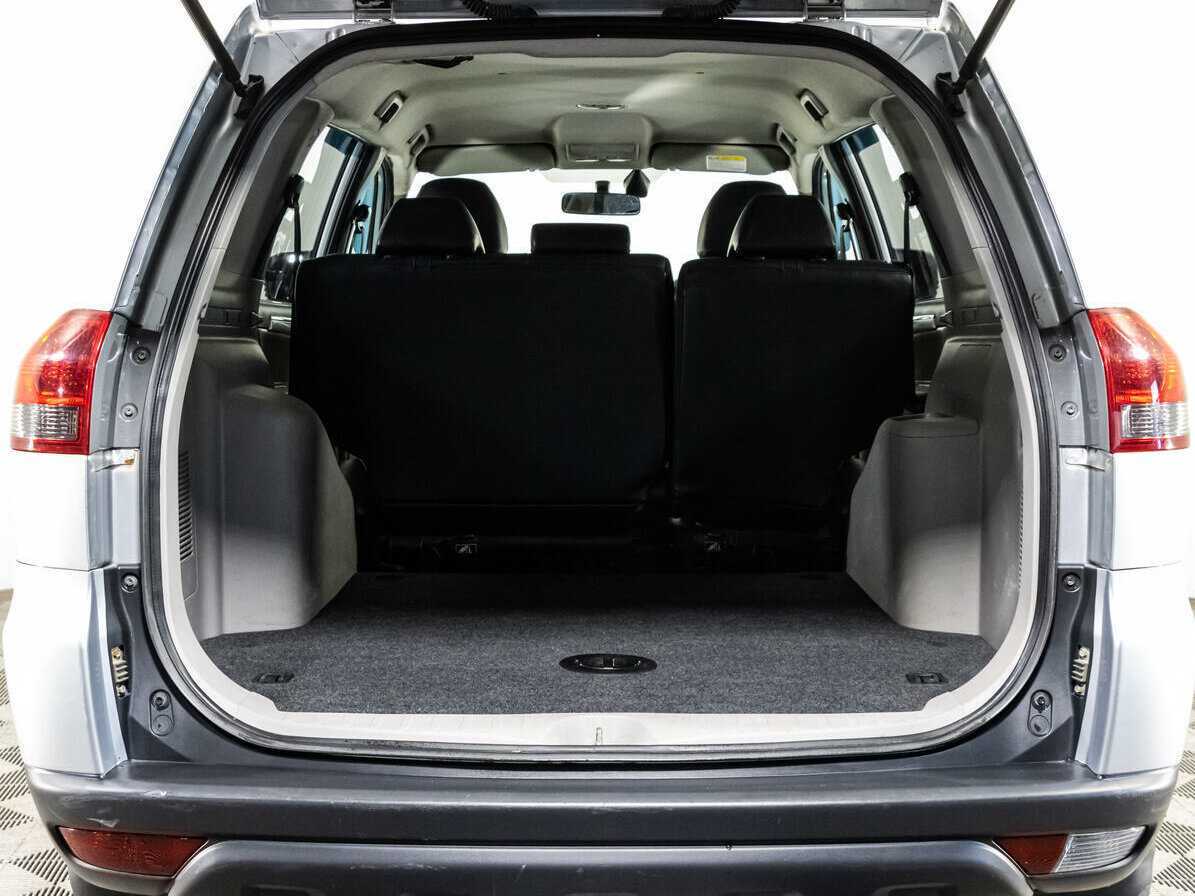 Mitsubishi Pajero Sport, 2013 Фото №15