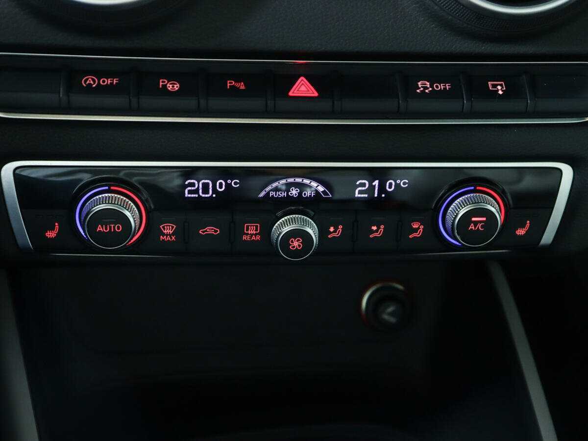 Audi A3, 2015 Фото №14