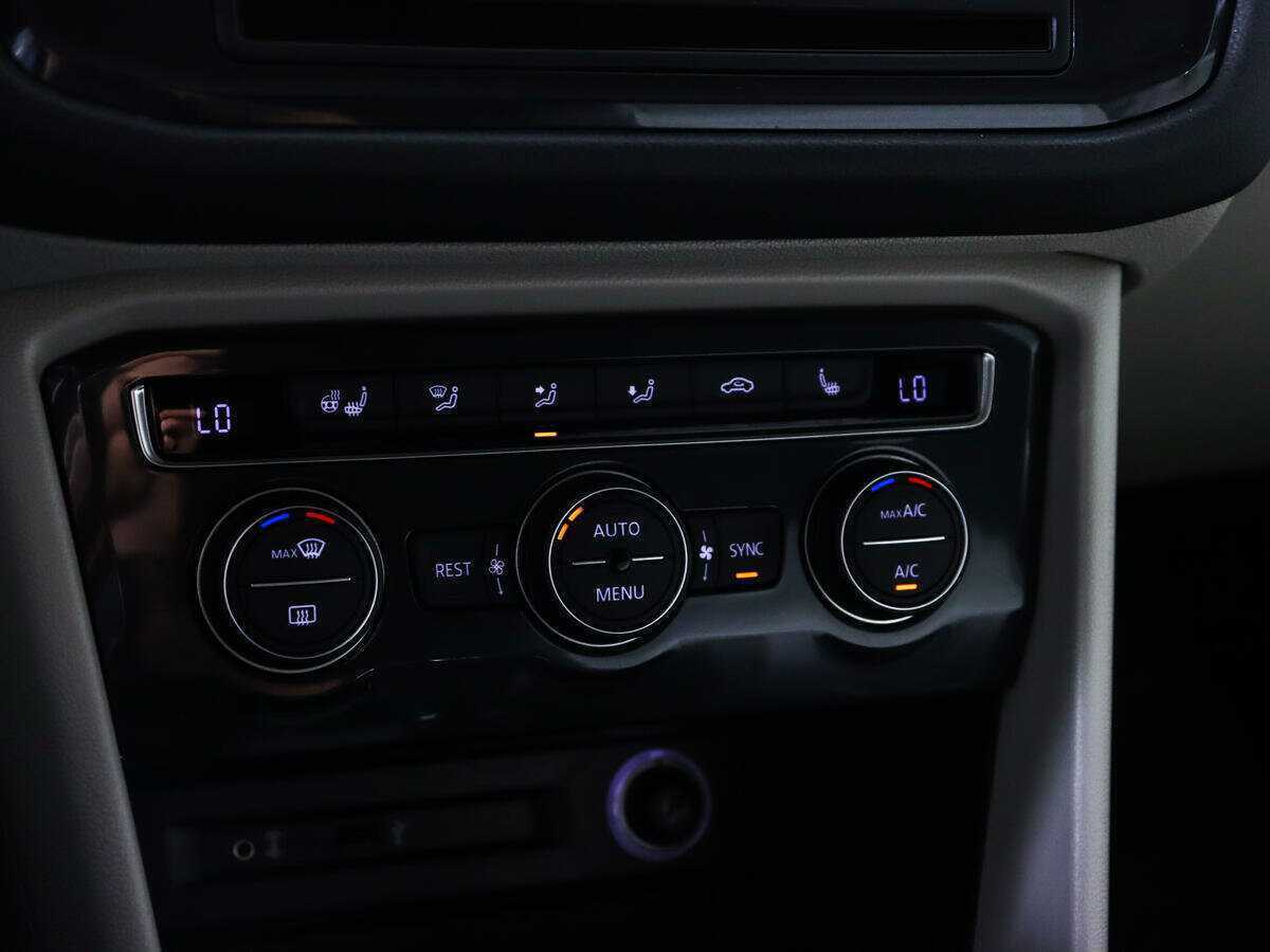 Volkswagen Tiguan, 2017 Фото №15