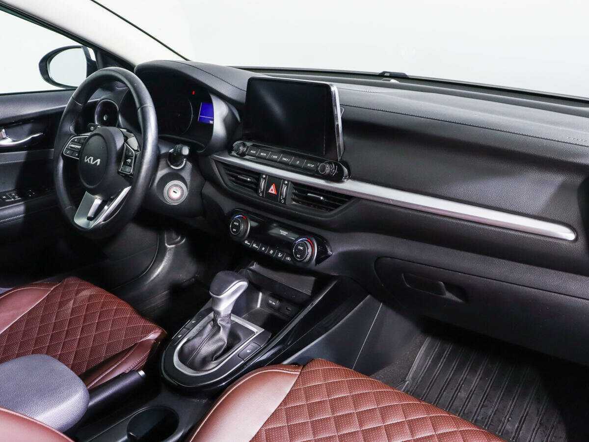 Kia Cerato, 2021 Фото №9