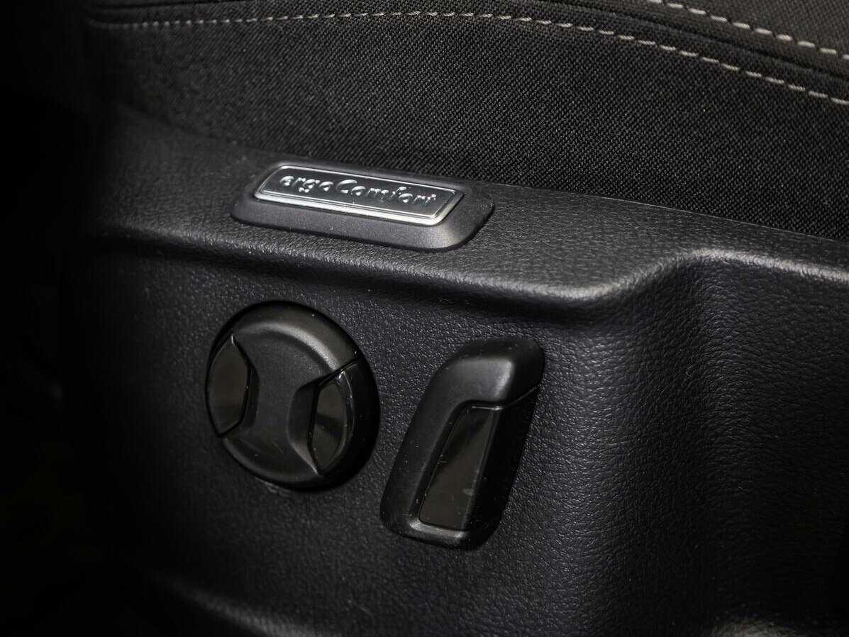 Volkswagen Passat, 2016 Фото №16