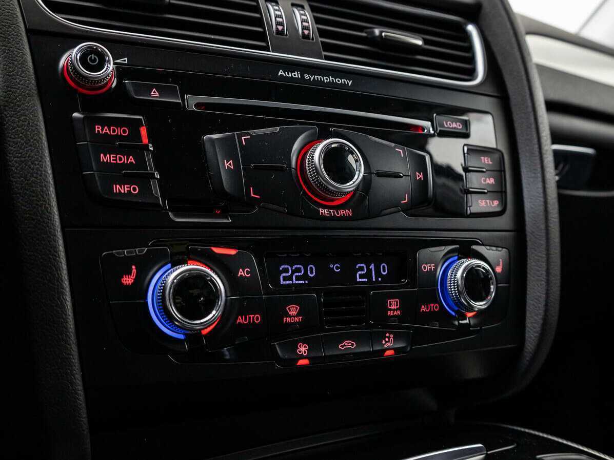 Audi A4, 2012 Фото №15