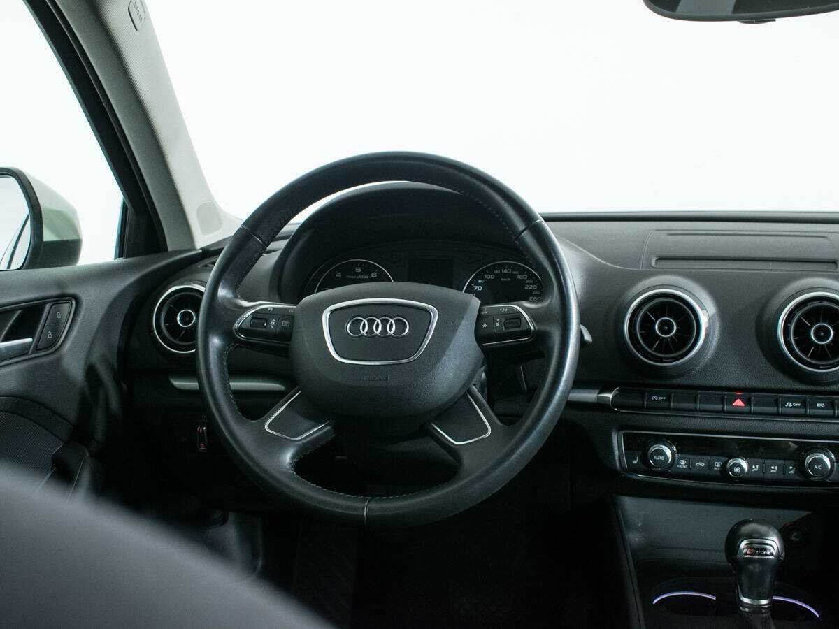 Audi A3 Sportback, 2013 Фото №14
