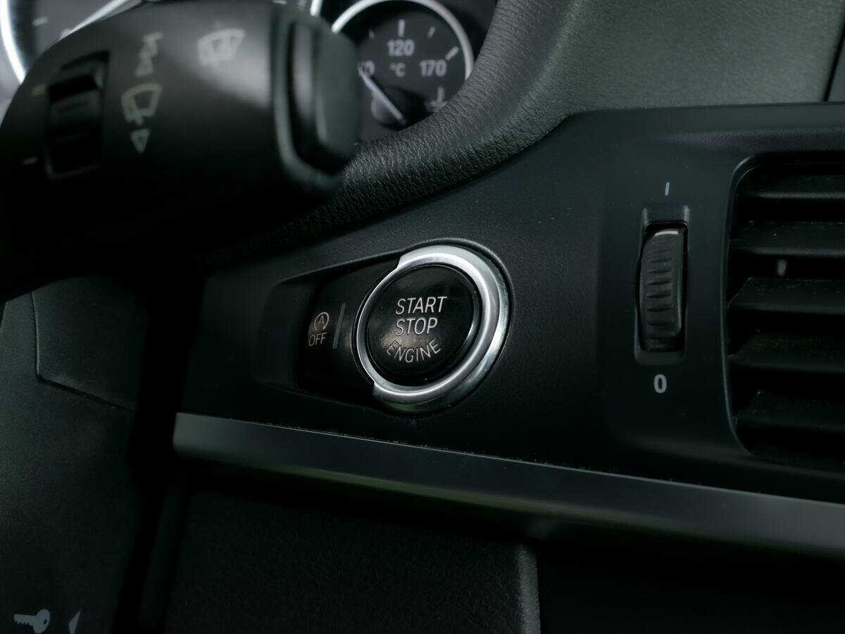 BMW X3 28i xDrive, 2014 Фото №15