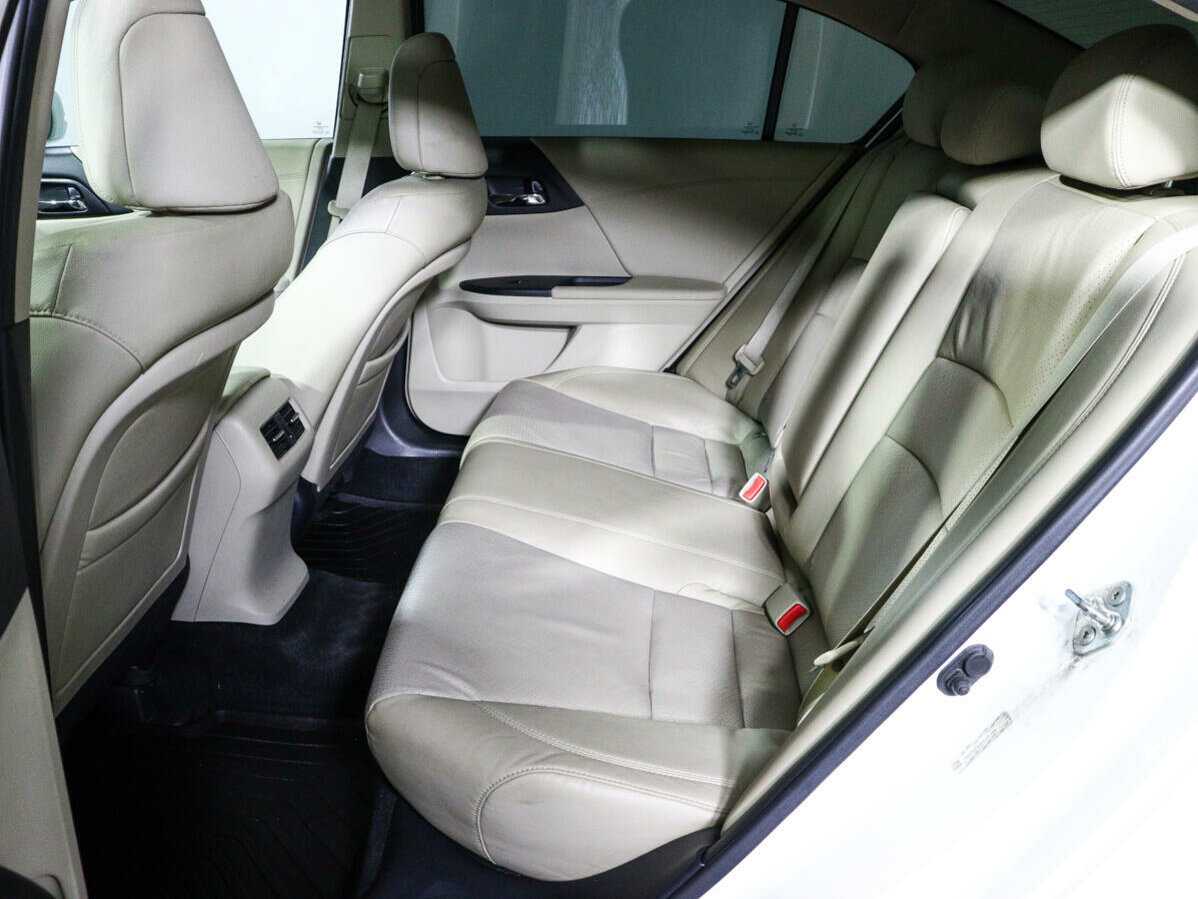 Honda Accord, 2012 Фото №9