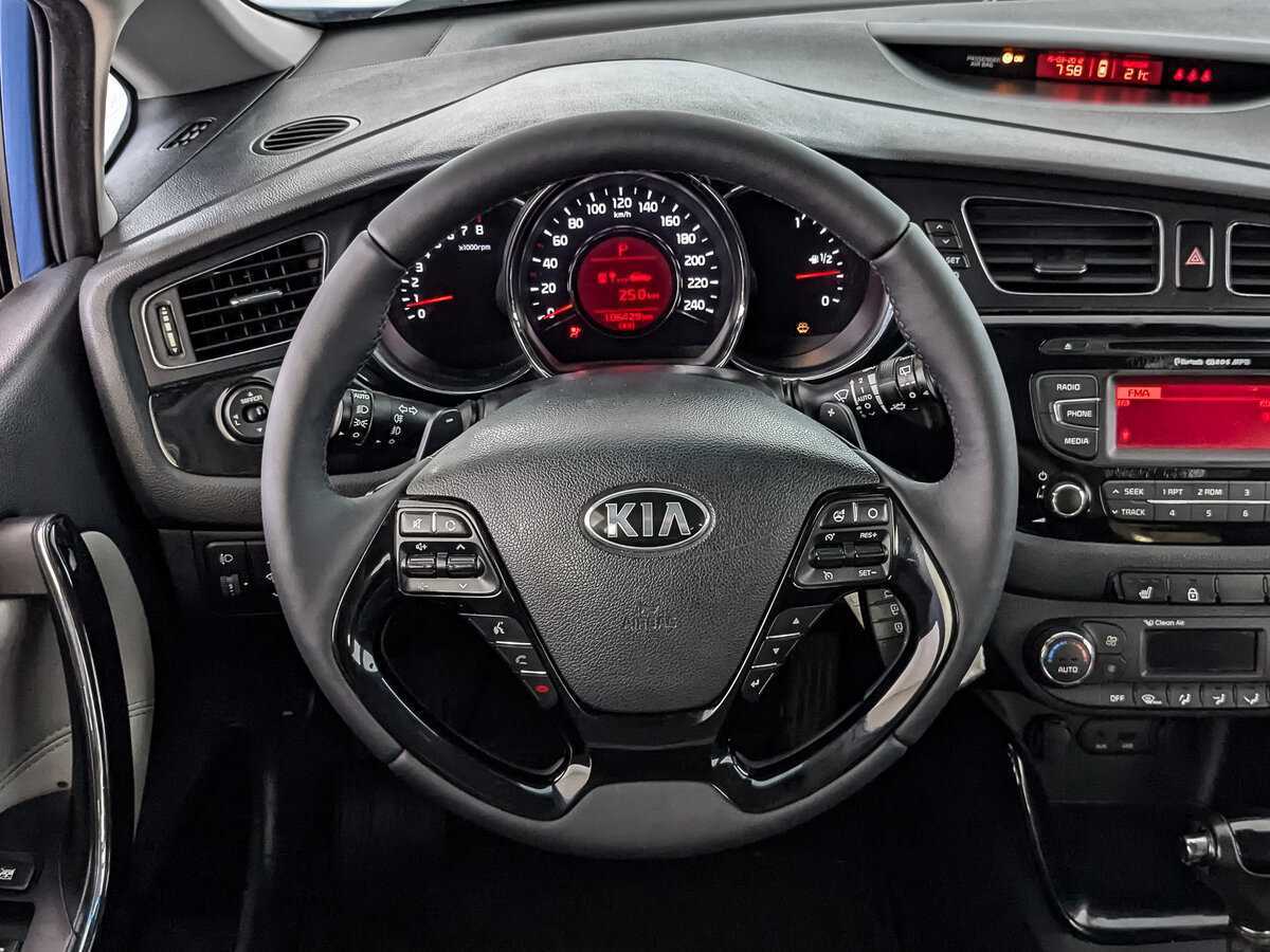 Kia Ceed, 2013 Фото №18