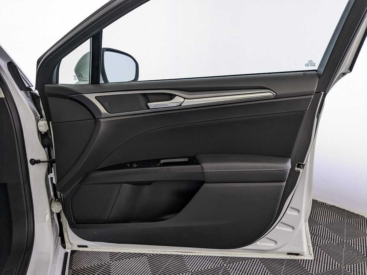 Ford Mondeo, 2016 Фото №19