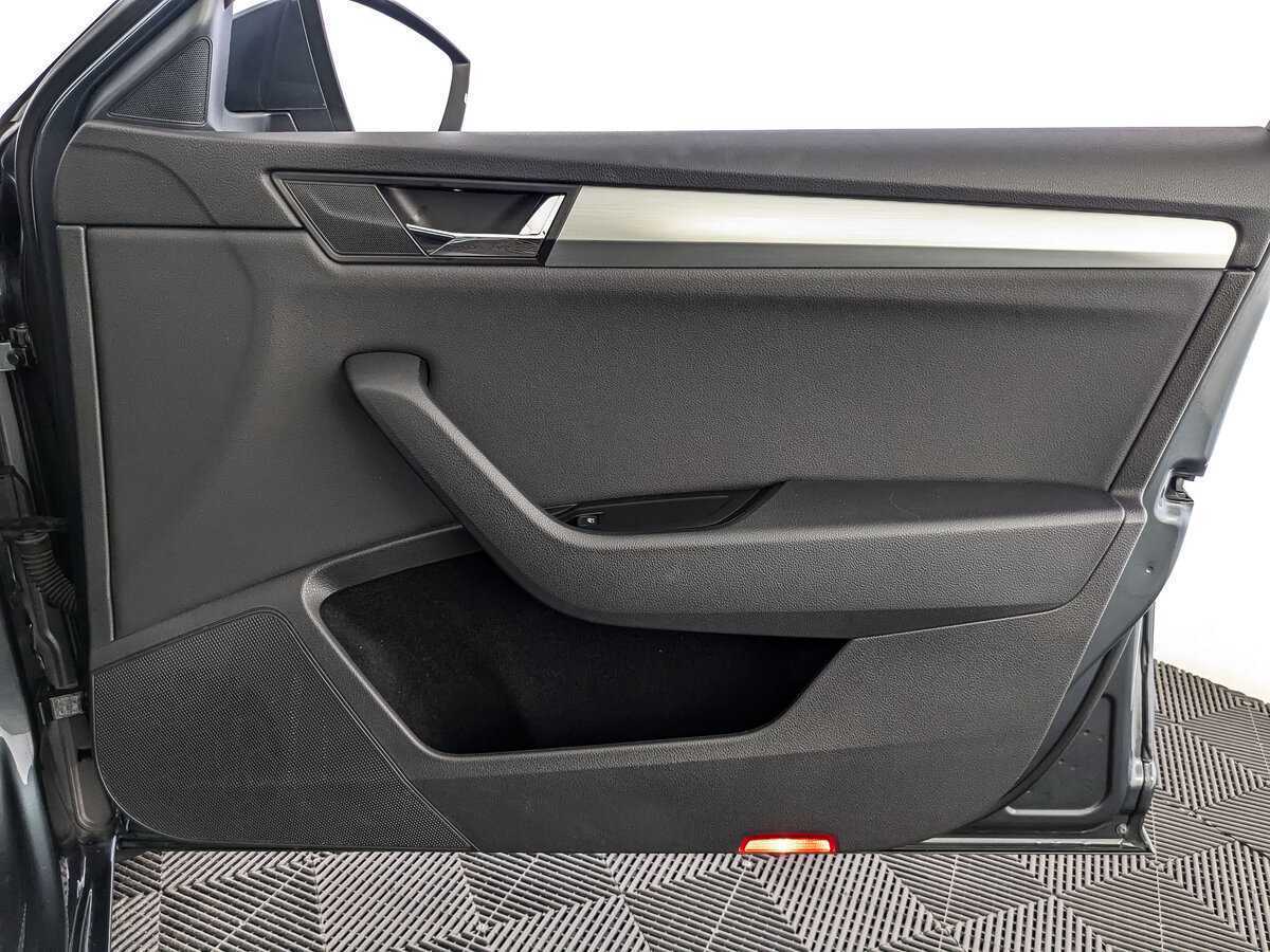 Skoda Superb, 2019 Фото №21