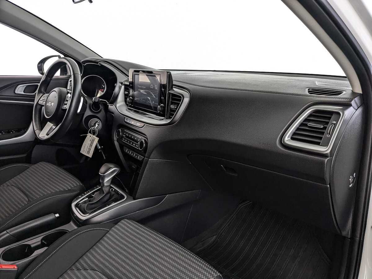 Kia Ceed, 2022 Фото №9