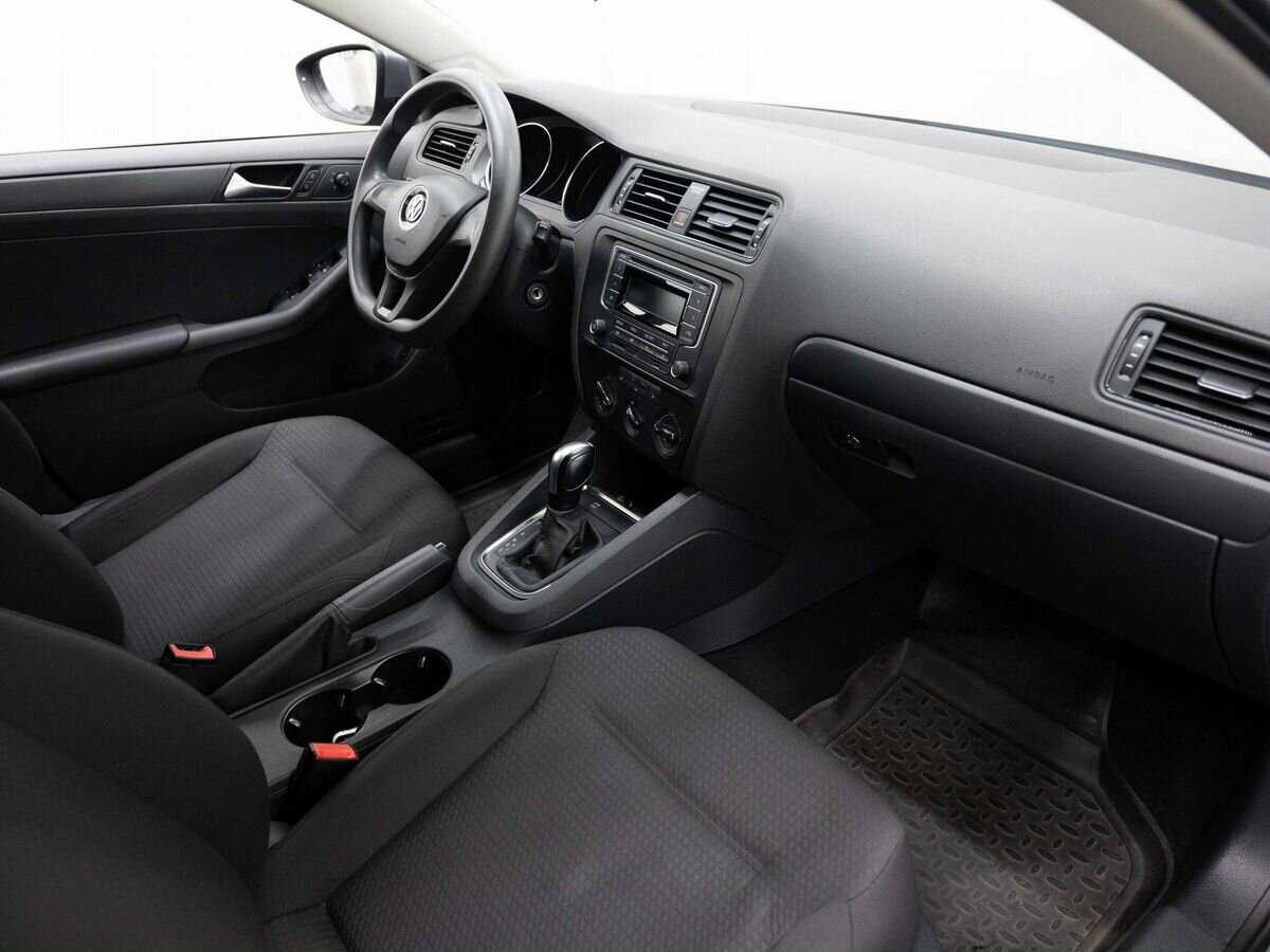 Volkswagen Jetta, 2015 Фото №10