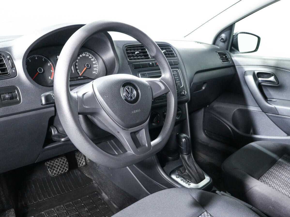 Volkswagen Polo, 2019 Фото №12