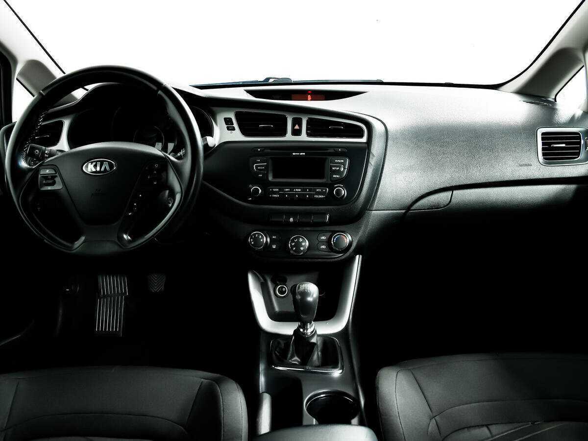 Kia Ceed, 2014 Фото №11