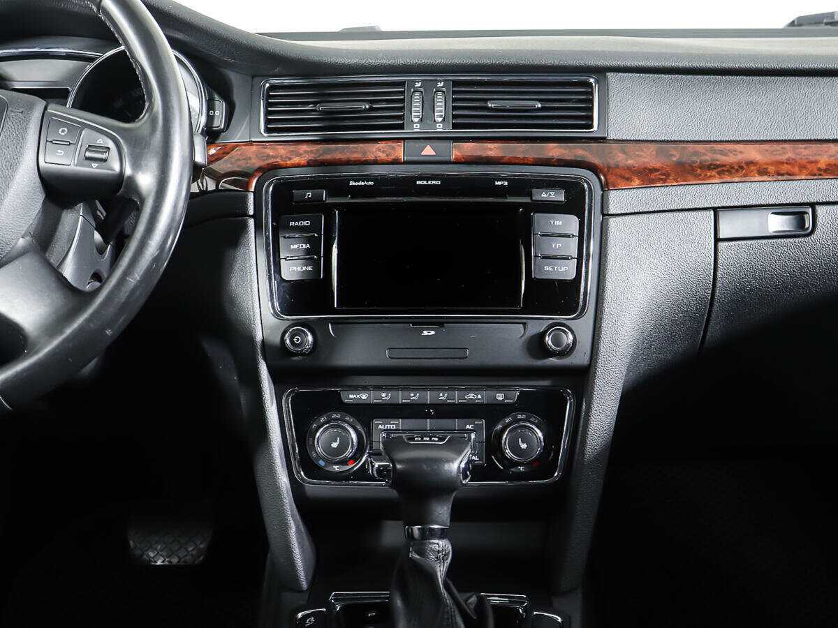 Skoda Superb, 2012 Фото №15