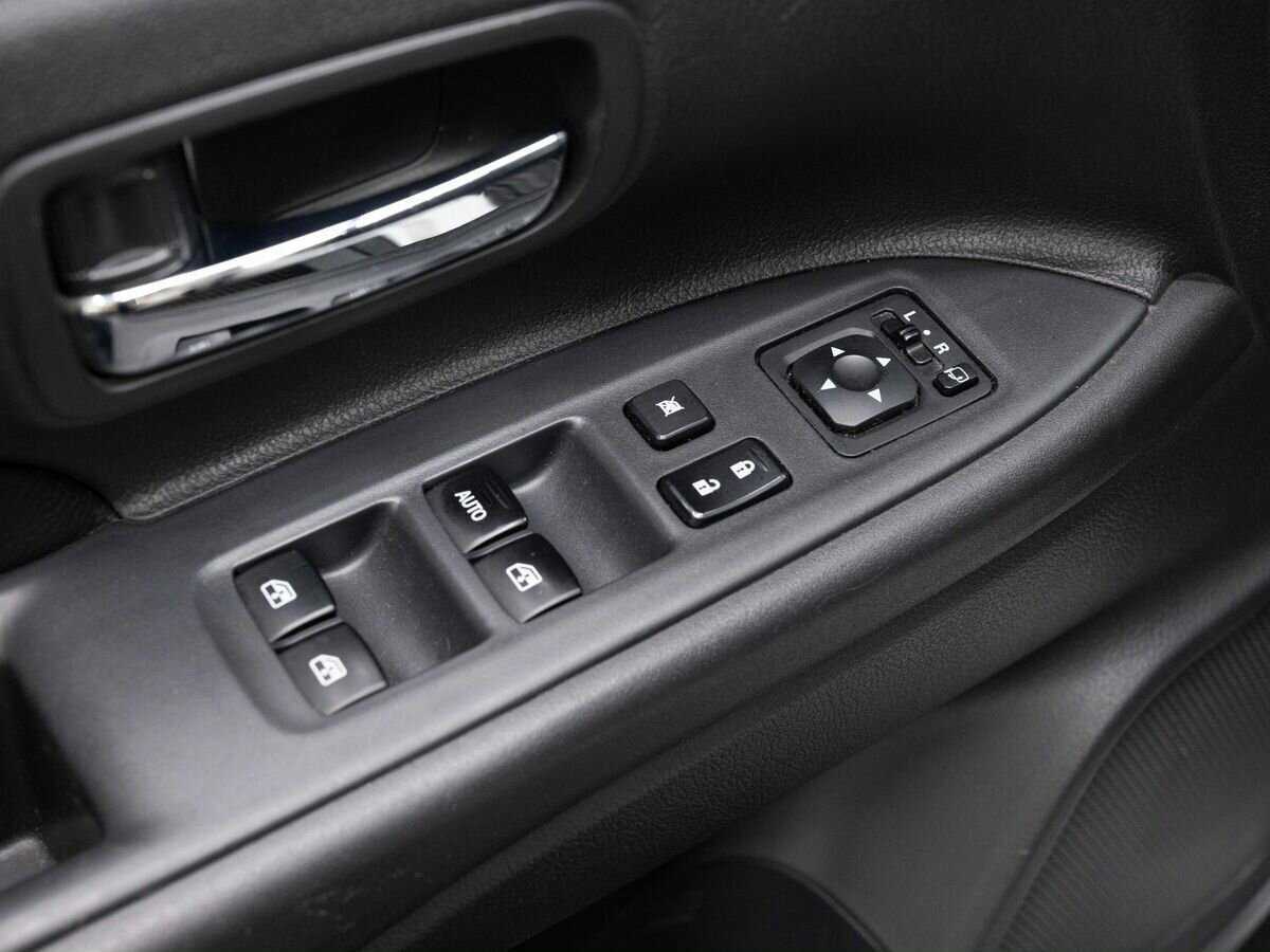 Mitsubishi Outlander, 2016 Фото №20