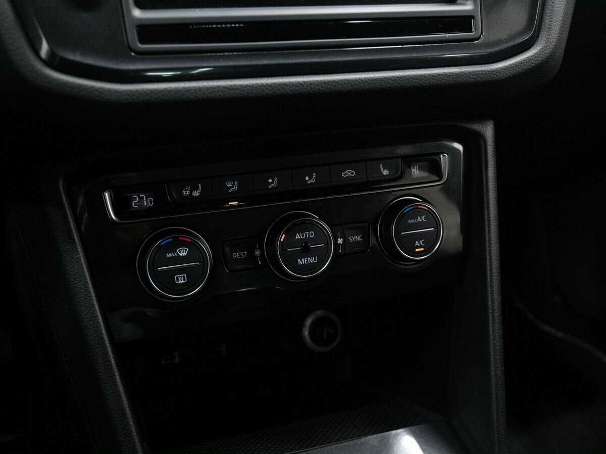 Volkswagen Tiguan, 2017 Фото №20