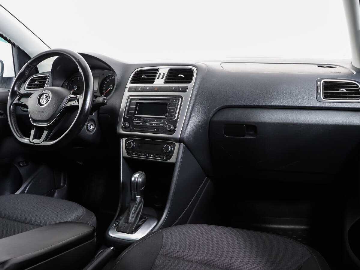 Volkswagen Polo, 2017 Фото №8