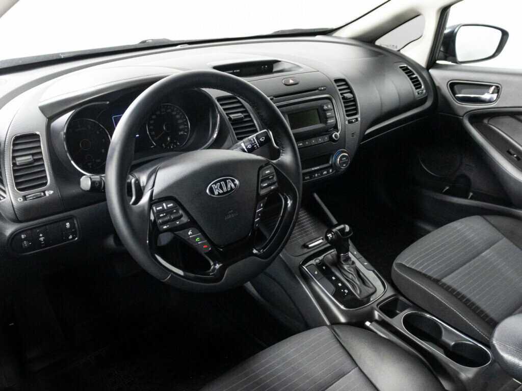 Kia Cerato, 2017 Фото №11